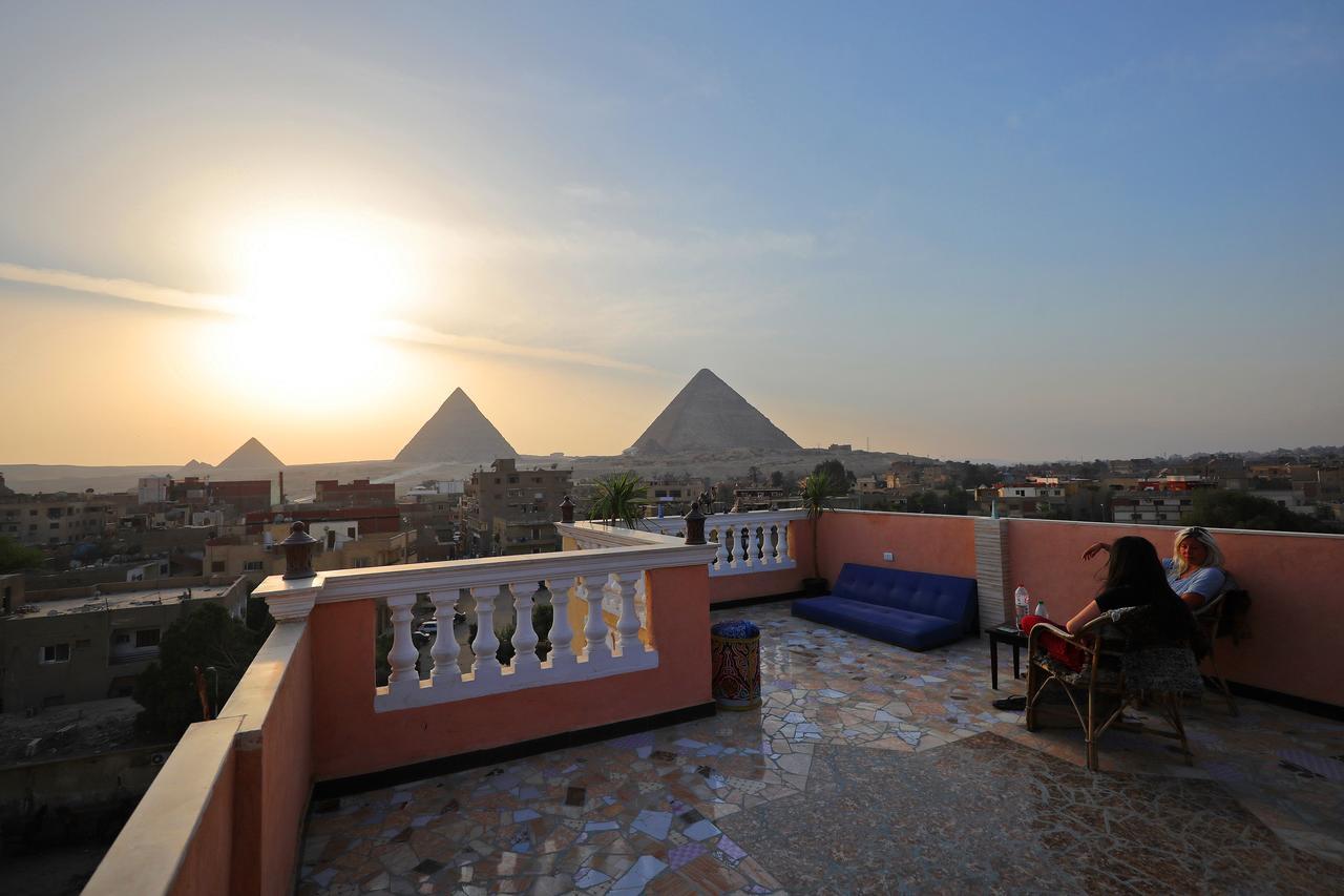 Pyramids Loft Guesthouse Caïro Buitenkant foto